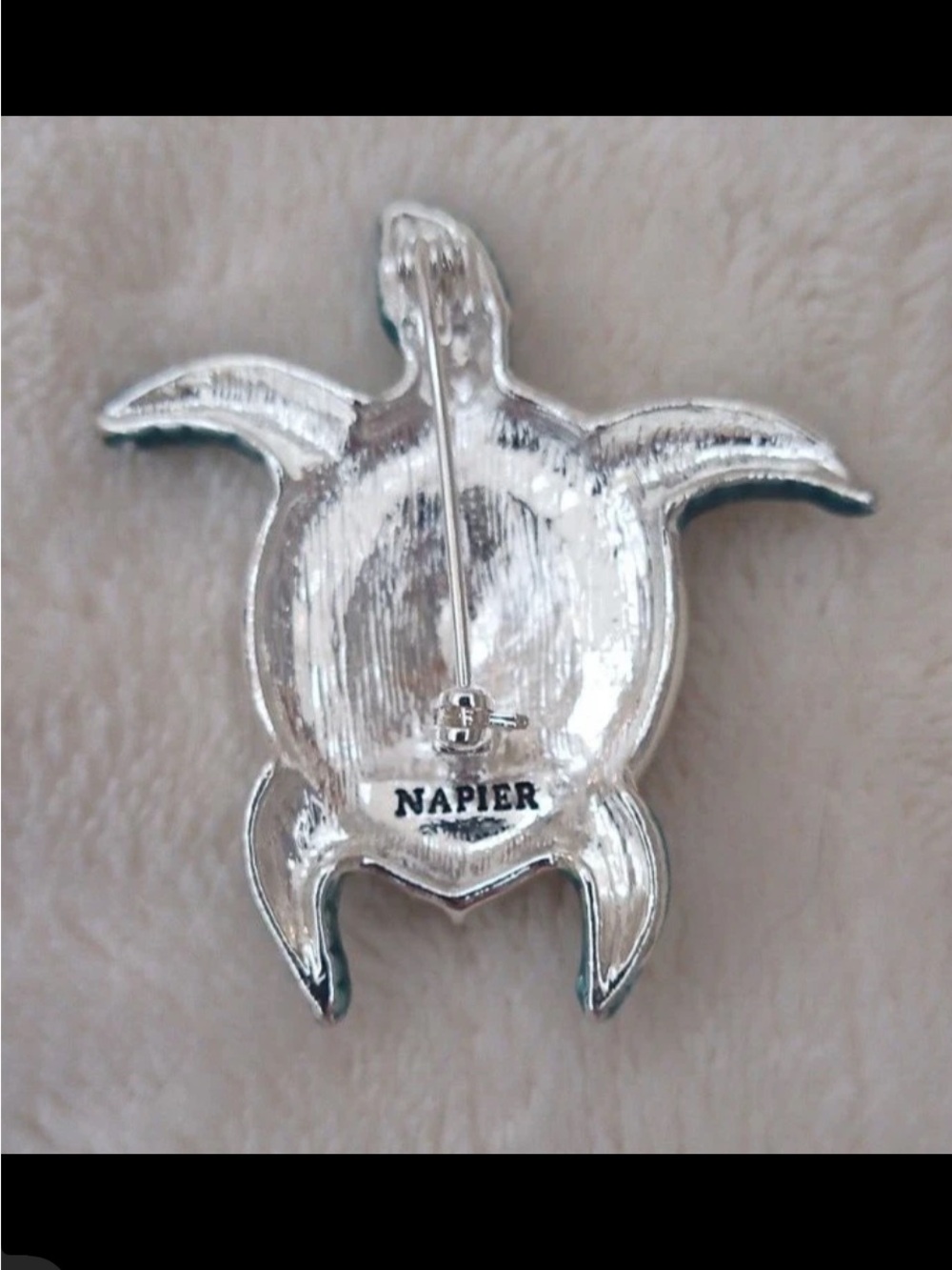 Napier Turtle Brooch - Picture 4 of 4